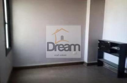 Co-Working Space - Studio - 5 Bathrooms for rent in Al Sahaba St. Square - Dokki - Giza