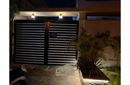 فيلا - 4 غرف نوم - 3 حمامات للبيع في شارع البستان - الحي التاسع - الشيخ زايد - الجيزة فيلا - 4 غرف نوم - 3 حمامات للبيع في شارع البستان - الحي التاسع - الشيخ زايد - الجيزة