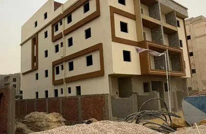 Apartment - 3 Bedrooms - 2 Bathrooms for sale in Bait Alwatan - The 5th Settlement - New Cairo City - Cairo