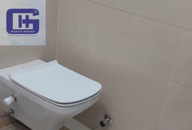 67222912 - Property Image 3