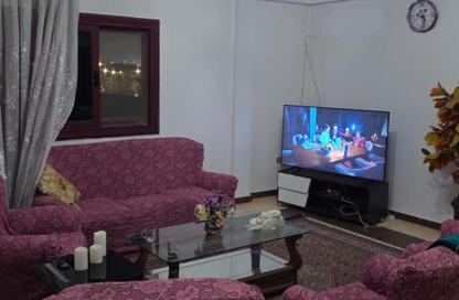 Full Floor - 4 Bedrooms - 3 Bathrooms for sale in El Yasmeen 6 - El Yasmeen - New Cairo City - Cairo