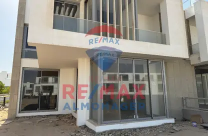 منزل مزدوج - 5 غرف نوم - 5 حمامات للبيع في جولز - طريق مصر اسكندرية الصحراوي - مدينة 6 أكتوبر - الجيزة