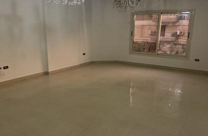 Apartment - 3 Bedrooms - 3 Bathrooms for sale in Nasr City - Cairo