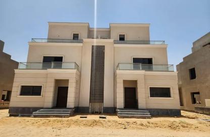 Townhouse - 3 - 4 for sale in Naia West - Sheikh Zayed Compounds - Sheikh Zayed City - Giza Townhouse - 3 - 4 for sale in Naia West - Sheikh Zayed Compounds - Sheikh Zayed City - Giza