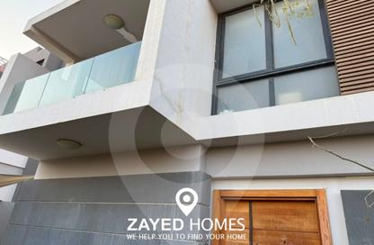 Townhouse - 4 Bedrooms - 3 Bathrooms for sale in Patio Al Zahraa - Sheikh Zayed Compounds - Sheikh Zayed City - Giza Townhouse - 4 Bedrooms - 3 Bathrooms for sale in Patio Al Zahraa - Sheikh Zayed Compounds - Sheikh Zayed City - Giza
