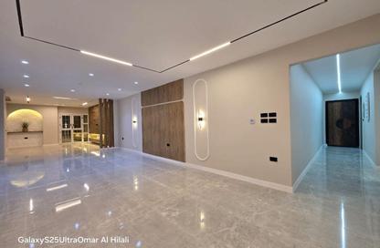 Apartment - 3 Bedrooms - 2 Bathrooms for sale in Gate 4 - Mena - Hadayek El Ahram - Giza