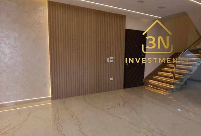 8610830 - Property Image 2