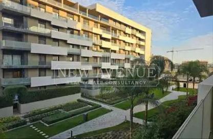 Apartment - 2 Bedrooms - 2 Bathrooms for sale in Al Burouj Compound - El Shorouk Compounds - Shorouk City - Cairo