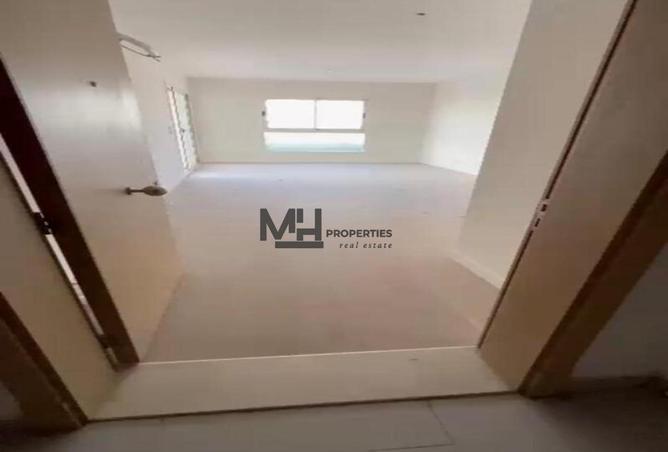 65148279 - Property Image 2