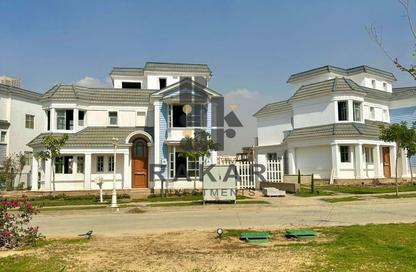 Townhouse - 4 - 3 for sale in Mountain View iCity - 5th Settlement Compounds - The 5th Settlement - New Cairo City - Cairo