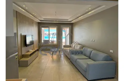 كبينه - غرفة نوم - 1 حمام للايجار في هاسييندا وايت - سيدي عبد الرحمن - الساحل الشمالي