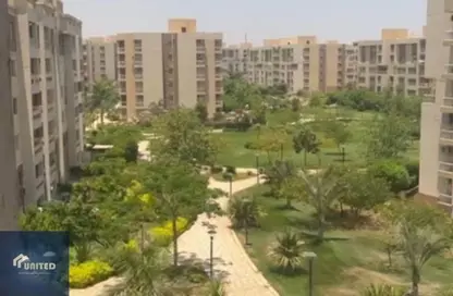 Apartment - 3 Bedrooms - 2 Bathrooms for sale in Privado - Madinaty - Cairo