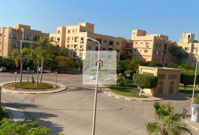 شقة بـ٣ غرف نوم في بيفرلي هيلز، صورة ٢ من ٣