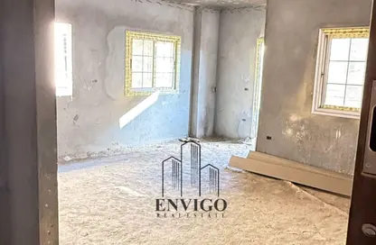 Apartment - 3 Bedrooms - 2 Bathrooms for sale in Bait Alwatan - The 5th Settlement - New Cairo City - Cairo