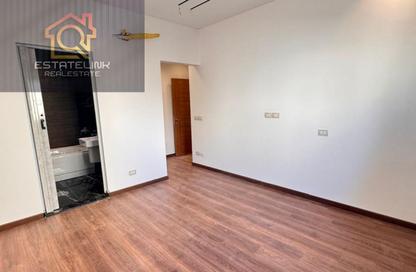 Apartment - 3 Bedrooms - 2 Bathrooms for rent in South Lotus - El Lotus - New Cairo City - Cairo