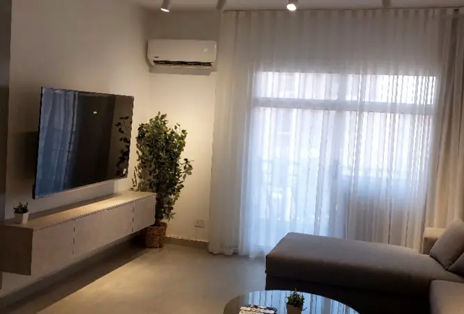 121147004 - Property Image 3