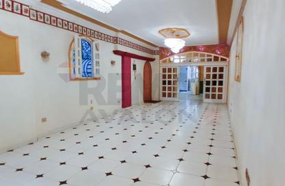 شقة - 4 غرف نوم - 3 حمامات للبيع في سيدي بشر - حي اول المنتزة - الاسكندرية