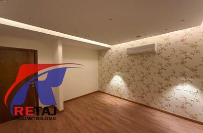 Apartment - 3 Bedrooms - 3 Bathrooms for rent in Al Gezira St. - South Investors Area - New Cairo City - Cairo Apartment - 3 Bedrooms - 3 Bathrooms for rent in Al Gezira St. - South Investors Area - New Cairo City - Cairo