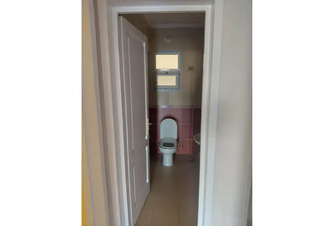 117008204 - Property Image 3