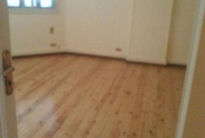 8593325 - Property Image 2