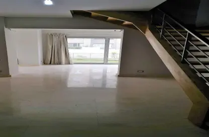 دوبلكس - 3 غرف نوم - 3 حمامات للايجار في فيلدج جيت - المستثمرين الجنوبية - مدينة القاهرة الجديدة - القاهرة