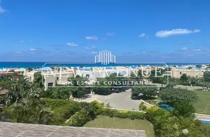 Penthouse - 3 Bedrooms - 4 Bathrooms for sale in Hacienda Red - Sidi Abdel Rahman - North Coast