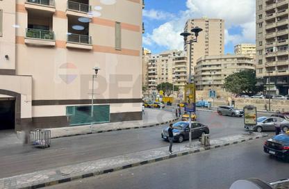 محل تجاري - استوديو - 1 للايجار في شارع الكازينو - سان ستيفانو - حي شرق - الاسكندرية