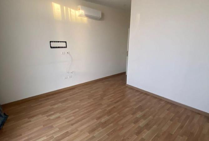 8551005 - Property Image 2