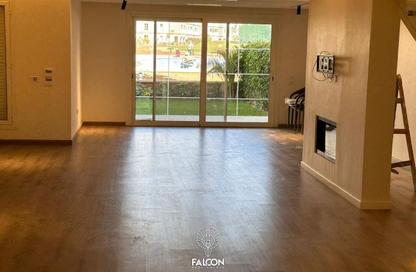 Villa - 4 Bedrooms - 3 Bathrooms for sale in Hyde Park - New Cairo City - Cairo
