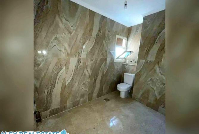 8606766 - Property Image 2