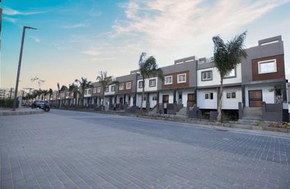 Apartment - 3 Bedrooms - 3 Bathrooms for sale in Hay El Ashgar - Al Wahat Road - 6 October City - Giza