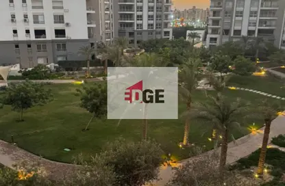 Apartment - 3 Bedrooms - 3 Bathrooms for sale in Hyde Park - New Cairo City - Cairo