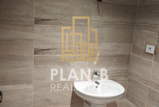 8612342 - Property Image 3