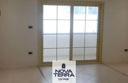 Apartment - 3 Bedrooms - 2 Bathrooms for sale in Al Mohandes Ahmed Kamal Hamdy St. - 16th District - Sheikh Zayed City - Giza