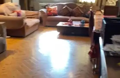 Apartment - 3 Bedrooms - 1 Bathroom for sale in Yathreb St. - Dokki - Giza Apartment - 3 Bedrooms - 1 Bathroom for sale in Yathreb St. - Dokki - Giza