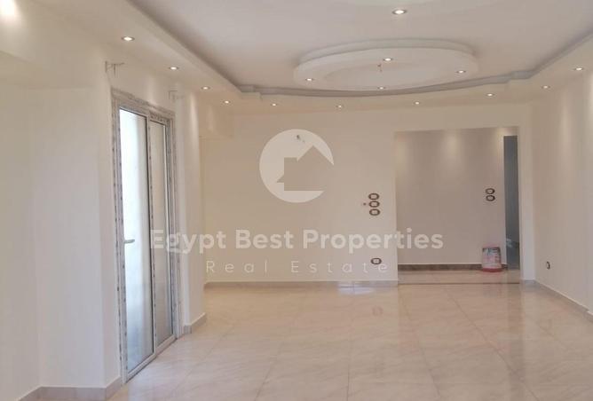 93822686 - صورة العقار 2