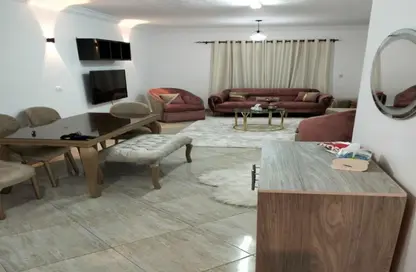 Apartment - 3 Bedrooms - 2 Bathrooms for rent in El Koronfel - The 5th Settlement - New Cairo City - Cairo