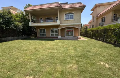 Villa - 4 Bedrooms - 4 Bathrooms for sale in Privado - Madinaty - Cairo