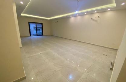 Apartment - 3 Bedrooms - 3 Bathrooms for rent in Green 5 - 6 October Compounds - 6 October City - Giza
