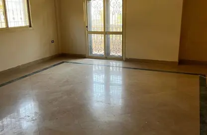 شقة - 3 غرف نوم - 3 حمامات للايجار في محور السادات - التجمع الاول - مدينة القاهرة الجديدة - القاهرة