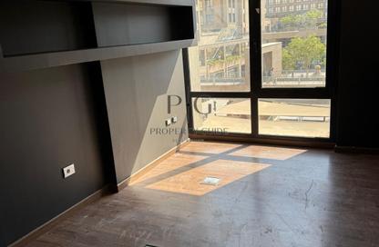 Office Space - Studio - 1 Bathroom for rent in Arkan Plaza - 26th of July Corridor - Sheikh Zayed City - Giza