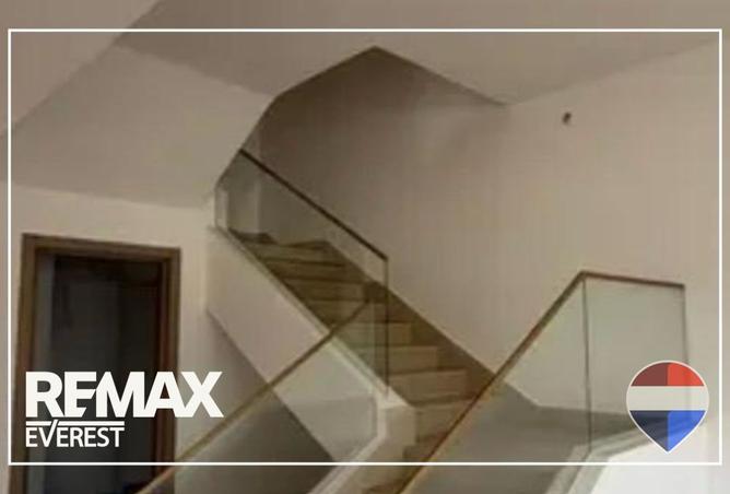 98003292 - Property Image 2