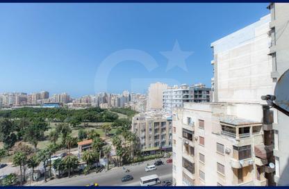Apartment - 3 Bedrooms - 3 Bathrooms for sale in Abo Qir St. - Sporting - Hay Sharq - Alexandria