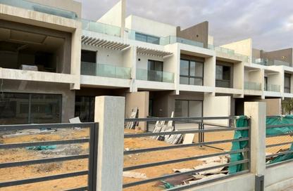 تاون هاوس - 3 غرف نوم - 4 حمامات للبيع في فيفث سكوير - التجمع الخامس - مدينة القاهرة الجديدة - القاهرة