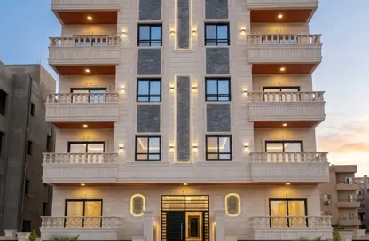Apartment - 3 Bedrooms - 3 Bathrooms for sale in Touristic Zone 4 - Touristic Zone - Al Motamayez District - 6 October City - Giza
