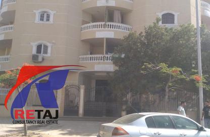 Apartment - 3 Bedrooms - 2 Bathrooms for sale in Shorouk City - Cairo Apartment - 3 Bedrooms - 2 Bathrooms for sale in Shorouk City - Cairo