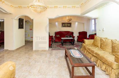 Apartment - 2 Bedrooms - 1 Bathroom for sale in Laurent - Hay Sharq - Alexandria