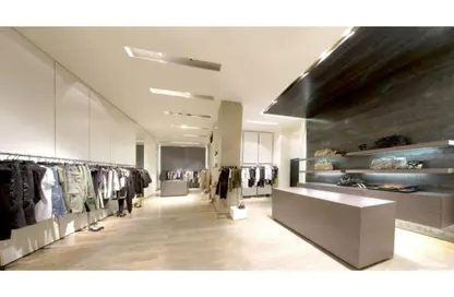 محل تجاري - استوديو - 2 حمامات للايجار في مدينة نصر - القاهرة