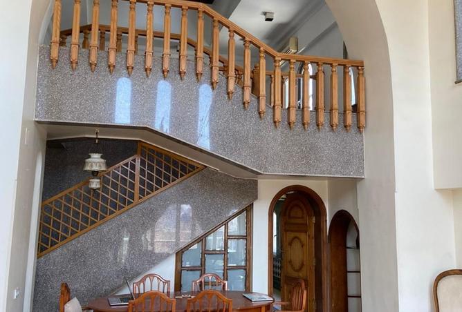 99103360 - Property Image 2