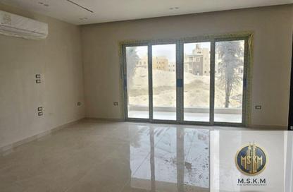 Villa - 7+ Bedrooms - 7+ Bathrooms for rent in New Narges - New Cairo City - Cairo